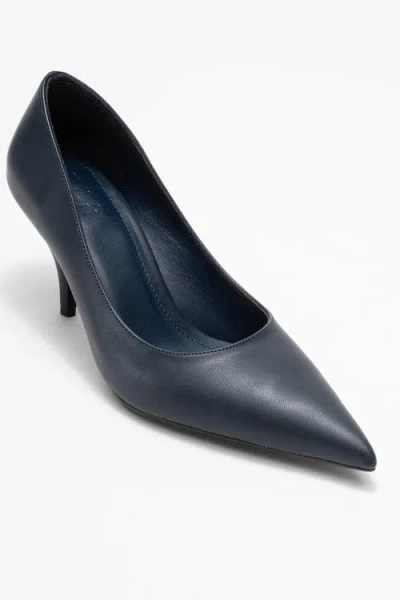 Prologue Shoes Marcus Pointed Toe Pump In Blue
