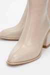 Prologue Shoes Maura Block Heel Boot In Brown