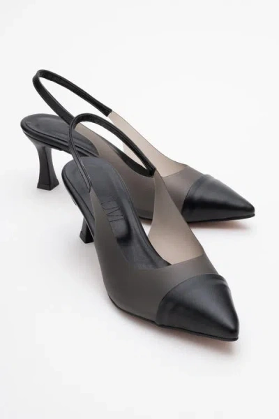 Prologue Shoes Moore Transparent Pointed Toe Pump In Black