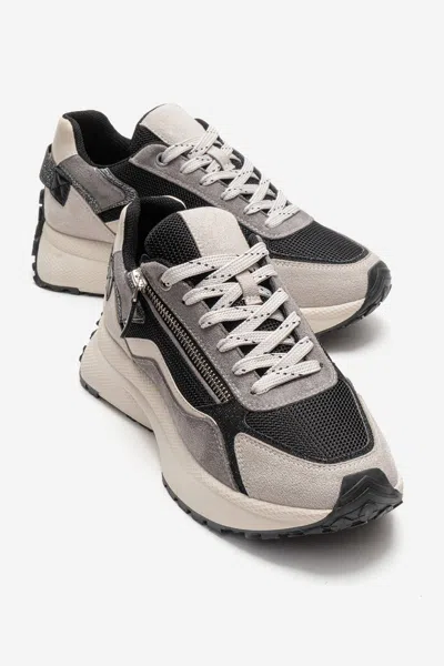Prologue Shoes Rocca Zip Sneaker In Black
