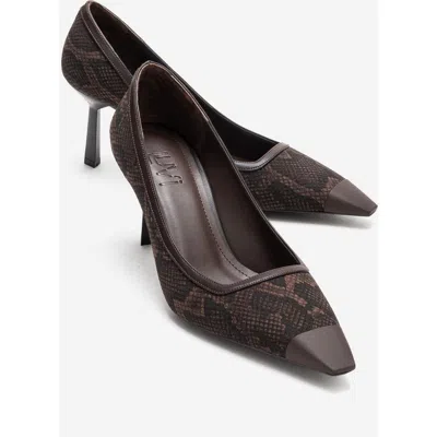 Prologue Shoes Rona Pointed Toe Pump In Brown