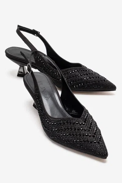 Prologue Shoes Royale Embellished Kitten Heel Pump In Black