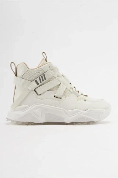 Prologue Shoes Seraphine Sport Boot In White