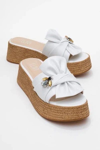 Prologue Shoes Shara Braided Bow & Bee Buckle Platform Sandal In White