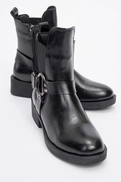 Prologue Shoes Stone Buckled Zip Ankle Boot In Black