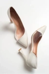 Prologue Shoes Ursula Pointed Toe Pump In Multi