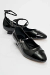 Prologue Shoes Uster Low Heel Mary Jane Pump In Black