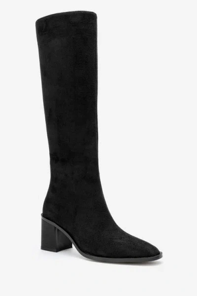 Prologue Shoes Venia Block Heel Boot In Black