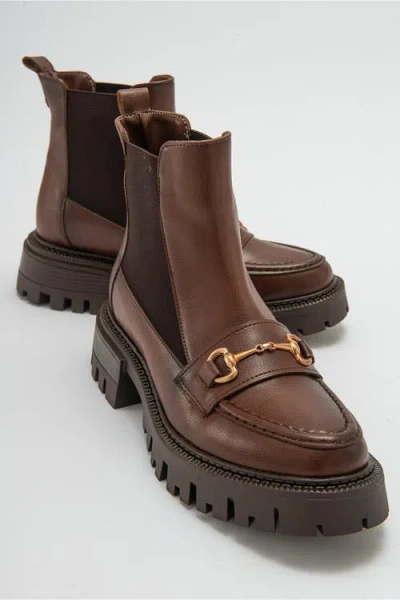Prologue Shoes Vesper Buckled Chelsea Boot In Animal Print