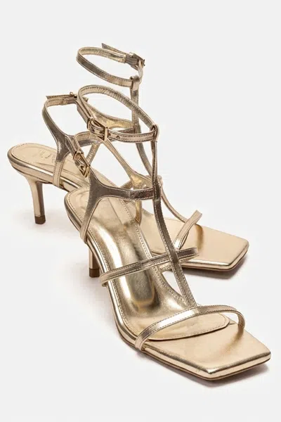 Prologue Shoes Viento Stiletto Sandal In Gold