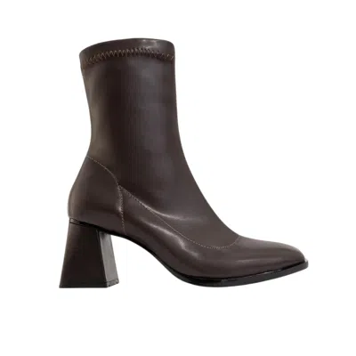 Prologue Shoes Women's Plesa Dark Brown Chunky Heel Boot