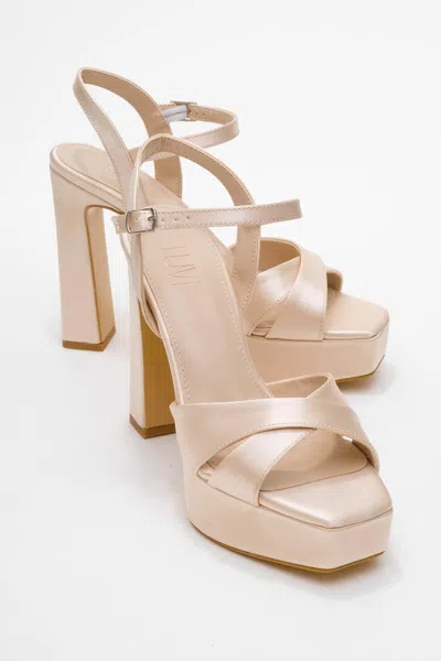 Prologue Shoes Yulia Cross-strap Platform Heel Sandal In Neutral