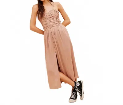 Promesa Sweetheart Lace Midi Dress In Taupe In Brown
