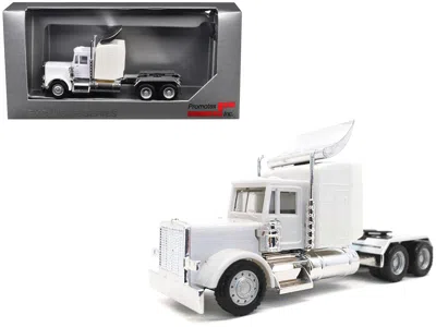 Promotex Peterbilt Sleeper Cab With Chrome Chassis White 1/87 (ho) Plastic Model Car By