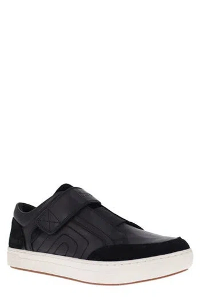Propét Kade Sneaker In Black