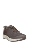 Propét One Evolve Walking Sneaker