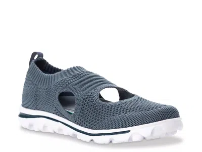 Propét Propet Travelactiv Avid Sneaker In Gray
