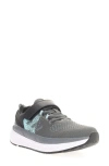 Propét Ultra Fx Walking Sneaker In Grey/mint