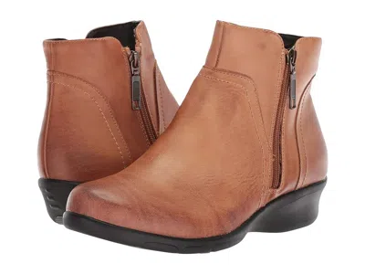 Propét Waverly In Brown