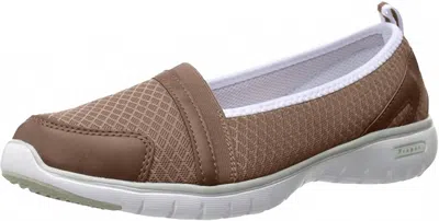 Propét Women's Travelite Slip-on In Taupe In Multi