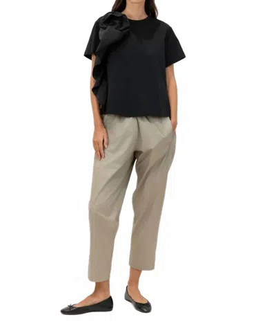 Psophia Sculptural Rosette Tee Shirt In Black