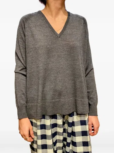 Psophia V-neck Merino Sweater In Grey