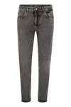 Pt Torino Logo-patch Jeans In Gray