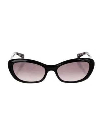 Pre-owned Pucci Cat-eye Gradient Sunglasses In Black