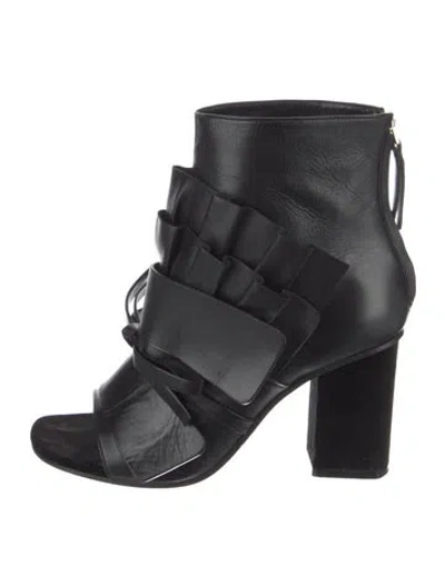 Pre-owned Pucci Leather Ruffle Embellishment Lace-up Boots In Black