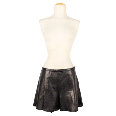 Pre-owned Pucci Leather Shorts In White