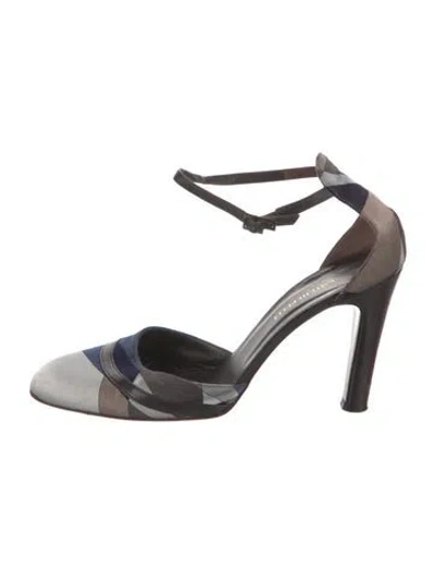 Pre-owned Pucci Satin Printed D'orsay Pumps In Multi