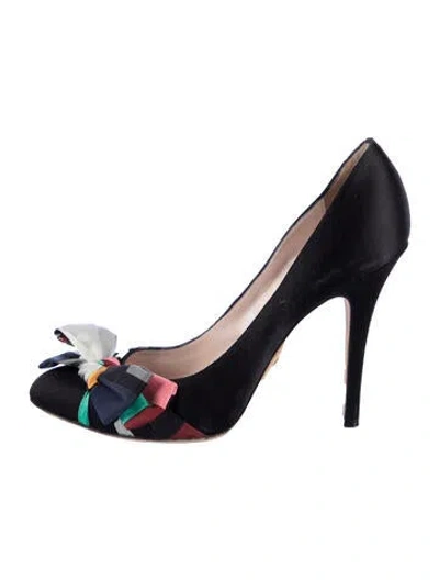 Pre-owned Pucci Satin Printed Pumps In Blue