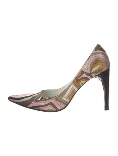 Pre-owned Pucci Silk Printed Slingback Pumps In Neutrals/pink