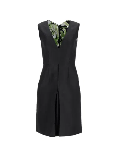 Pre-owned Pucci V-neck Sleeveless Mini Dress In Black