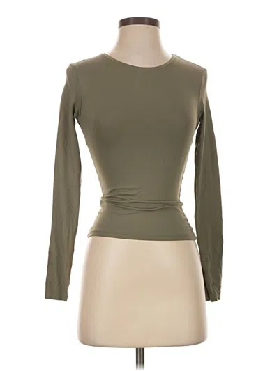 Pre-owned Pull & Bear Long Sleeve T-shirt In Green