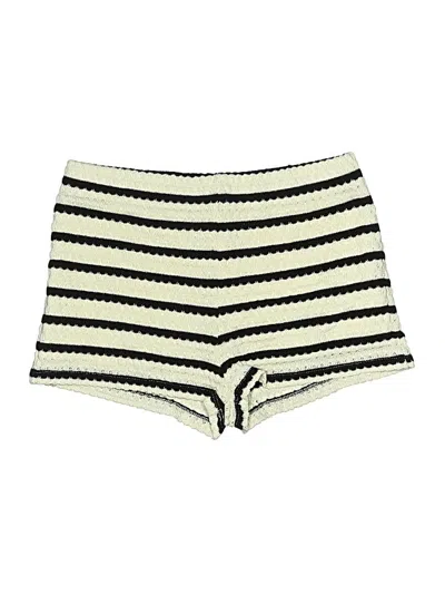 Pre-owned Pull & Bear Shorts In Ivory