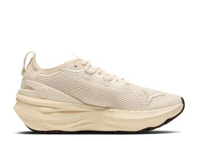 Puma Alex Toussaint X  Wmns Foreverrun Nitro 2 'alpine Snow Velvet Moss' In Brown