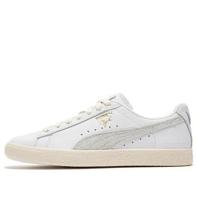 Puma Clyde 'base' In White