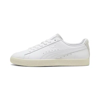 Puma Clyde Premium Unisex Shoes In White