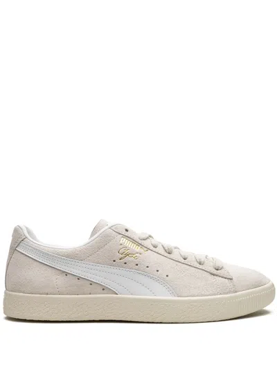 Puma Clyde Prm Low-top Sneakers In Whisper White- White