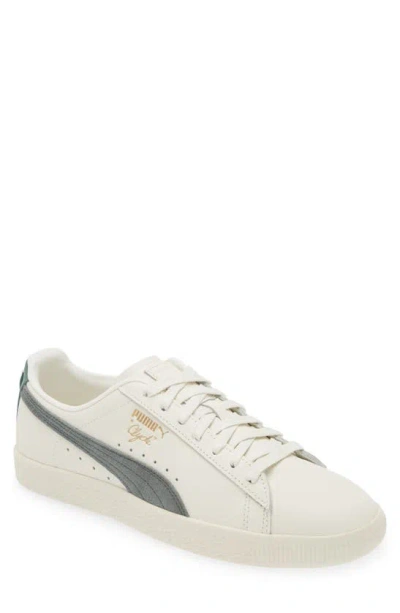 Puma Clyde Sneaker In Warm White-gray-eucalyptus