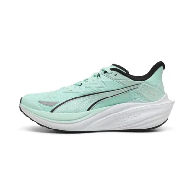 Puma Darter Pro Tech Women's Sneakers In Green