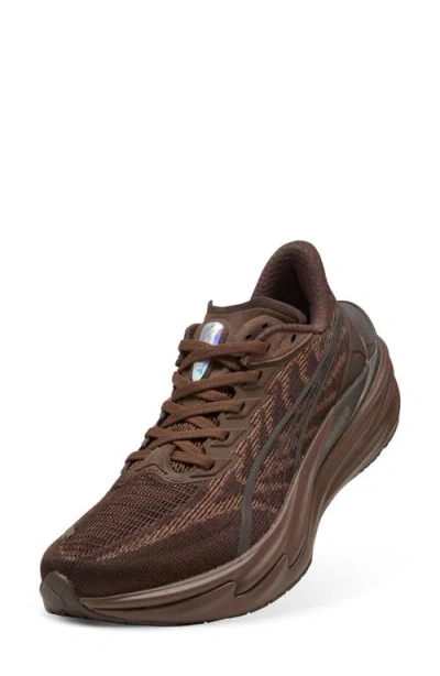 Puma Deviate Nitro 4 Running Shoe In Brown