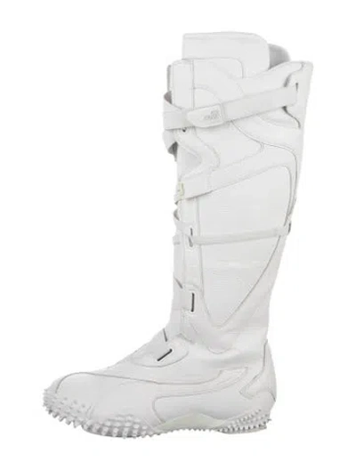 Pre-owned Puma Leather Moto Boots In White