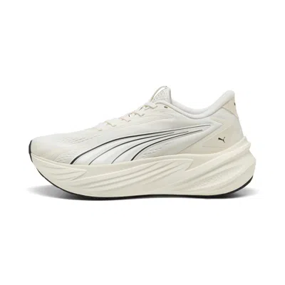Puma Maxima Pro Running Sneaker In White