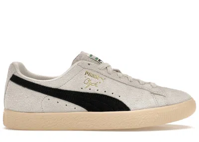 Pre-owned Puma Men's  Clyde Hairy Suede Sneakers In Sedate Grey/cashew