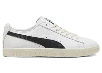 Pre-owned Puma Men's  Clyde Leather Sneakers In White/black/frosted Ivory