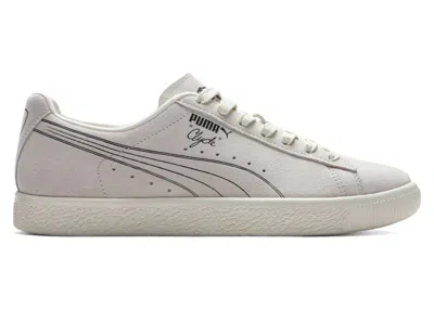 Pre-owned Puma Men's  Clyde No. 1 Sneakers In Frosted Ivory/smokey Grey