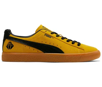 Pre-owned Puma Men's  Clyde Og Dreamville Sneakers In Yellow/black