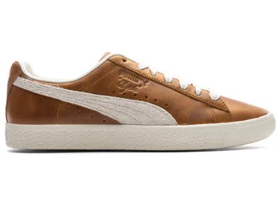 Pre-owned Puma Men's  Clyde Paris Sneakers In Yellow/amber/frosted Ivory